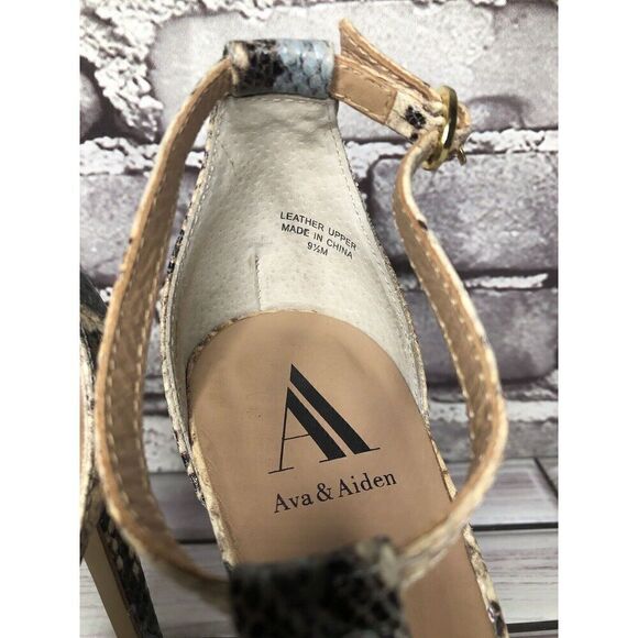 Ava & Aiden Blue Leather Snake Skin Open Toe Strap Stiletto Heels Women Sz 9.5M - Picture 3 of 16